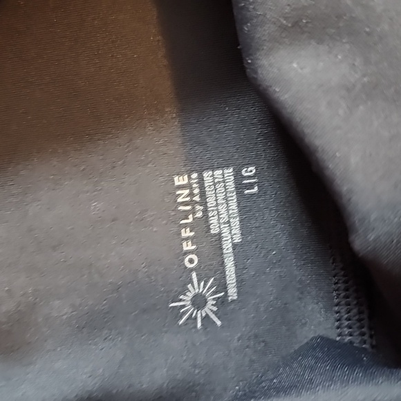 Offline Goals Aerie, Black, High-Waisted Leggings/Yoga Pants, 7/8 length. Large - Picture 6 of 6